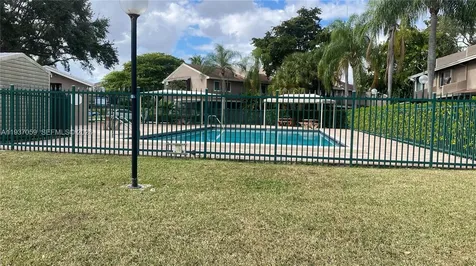1177 Sussex Drive North Lauderdale FL 33068