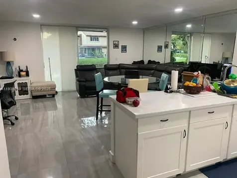 1177 Sussex Drive North Lauderdale FL 33068