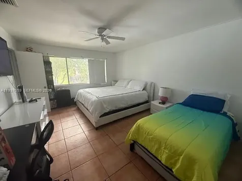 1177 Sussex Drive North Lauderdale FL 33068