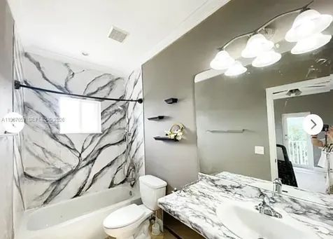 1102 NW 26th Street Miami FL 33127