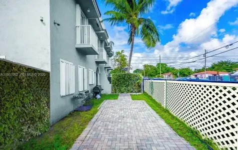 1102 NW 26th Street Miami FL 33127