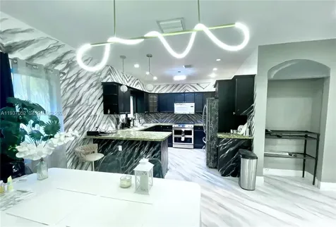 1102 NW 26th Street Miami FL 33127
