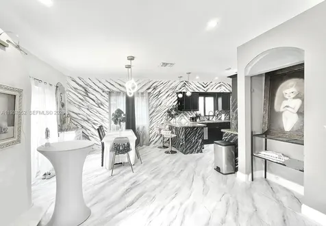1102 NW 26th Street Miami FL 33127