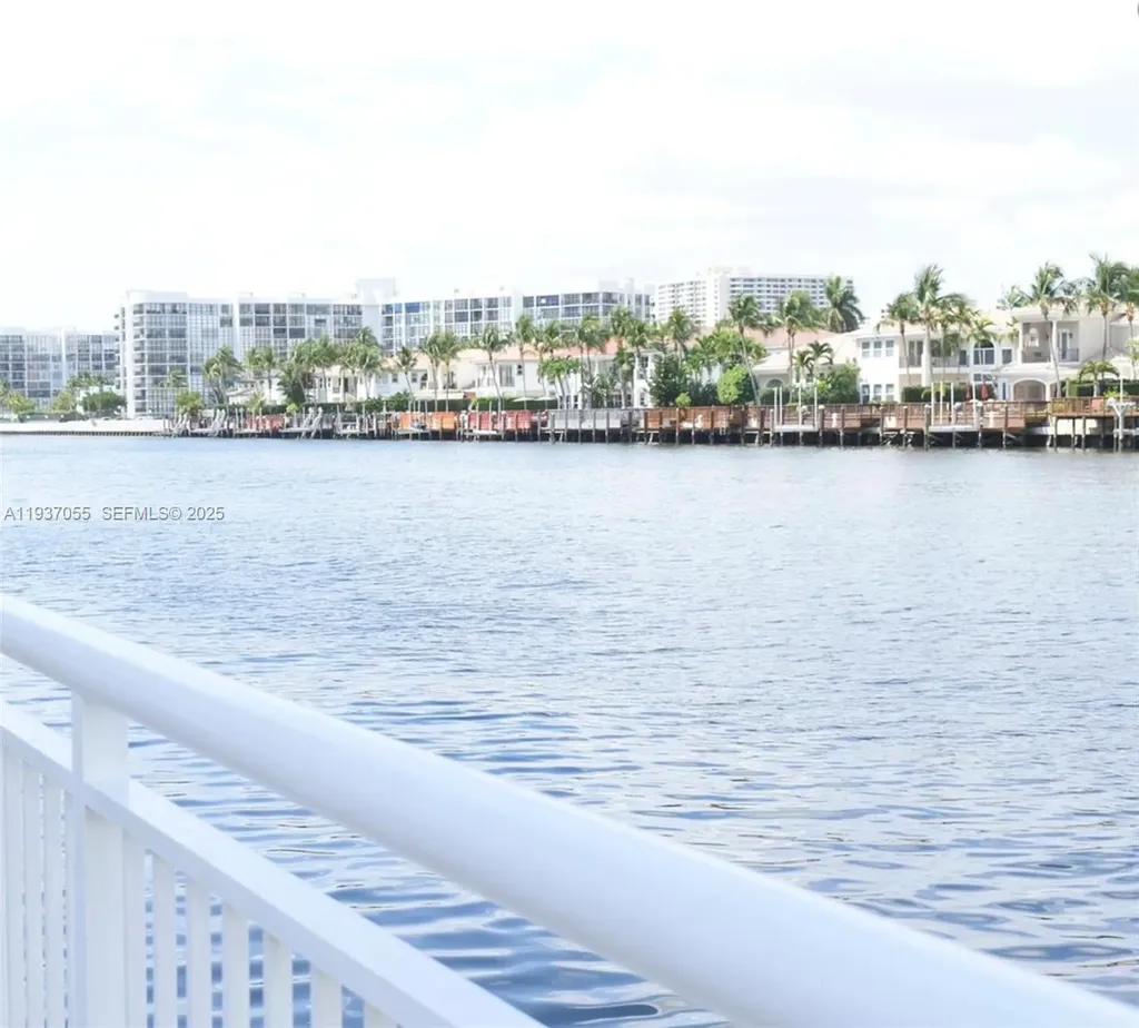 1600 S Ocean Drive Hollywood FL 33019