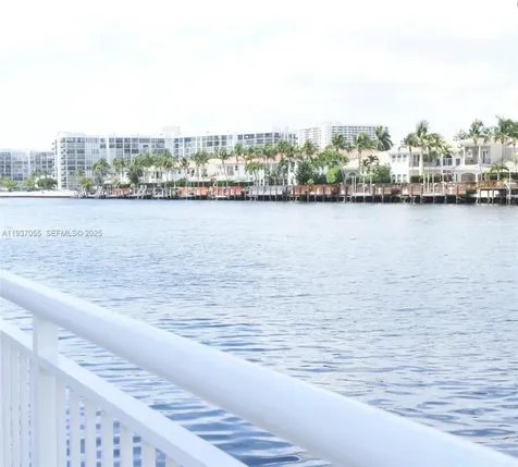 1600 S Ocean Drive Hollywood FL 33019