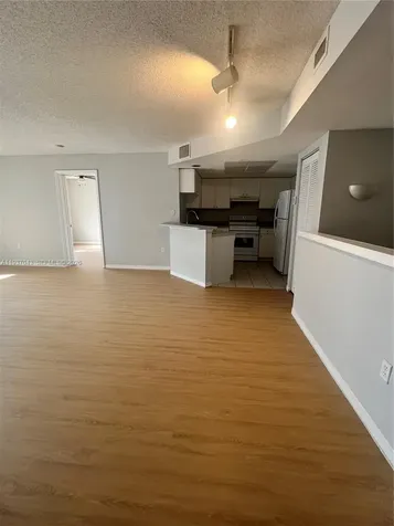 2033 SE 10th Avenue Fort Lauderdale FL 33316