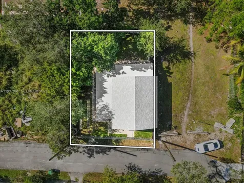 6318 NW 19th Court Miami FL 33147