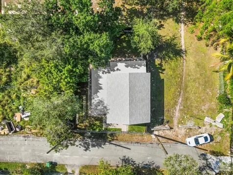 6318 NW 19th Court Miami FL 33147