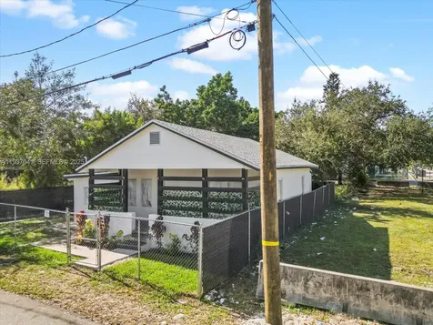 6318 NW 19th Court Miami FL 33147
