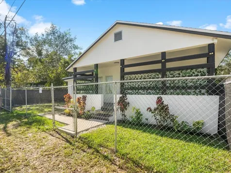 6318 NW 19th Court Miami FL 33147