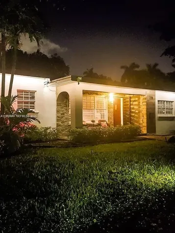 North Miami FL 33161