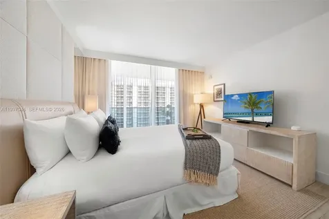 102 24th Street Miami Beach FL 33139