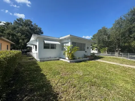 5455 NW NW Miami FL 33127