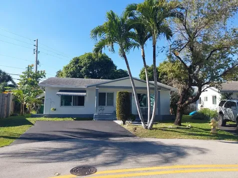 4571 NW 19th Way Tamarac FL 33309