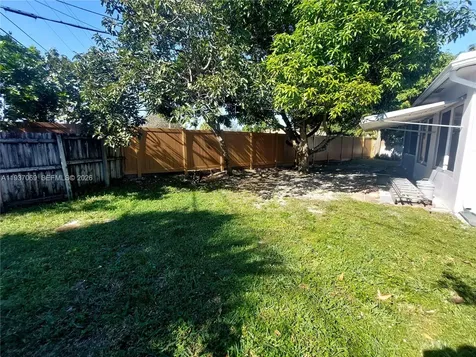 4571 NW 19th Way Tamarac FL 33309