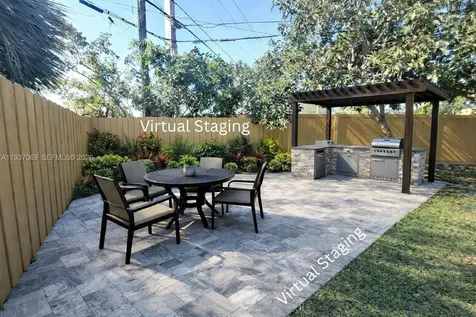 4571 NW 19th Way Tamarac FL 33309