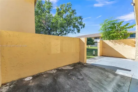 430 NW 214th Street Miami Gardens FL 33169
