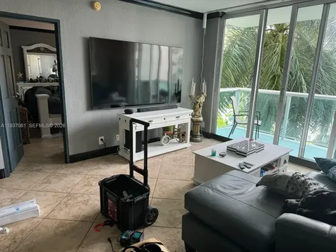 3801 S Ocean Drive Hollywood FL 33019