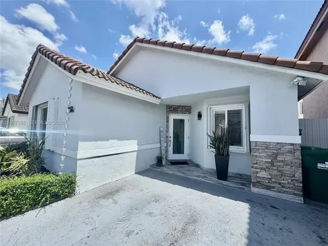 11512 SW 6th Street Sweetwater FL 33174