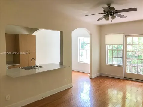 700 W 51st Street Miami Beach FL 33140