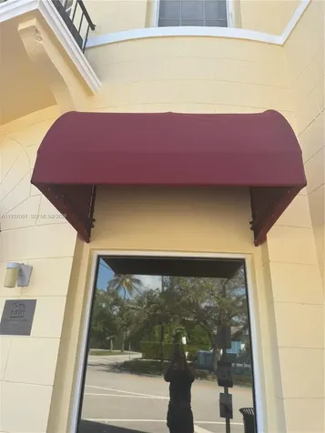 700 W 51st Street Miami Beach FL 33140