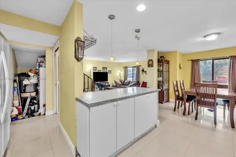 5287 NW 193rd Lane Miami Gardens FL 33055