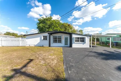 18611 NW 28th Place Miami Gardens FL 33056