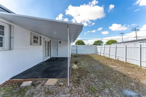 18611 NW 28th Place Miami Gardens FL 33056