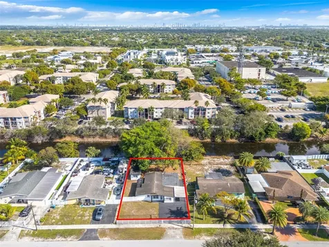 18611 NW 28th Place Miami Gardens FL 33056