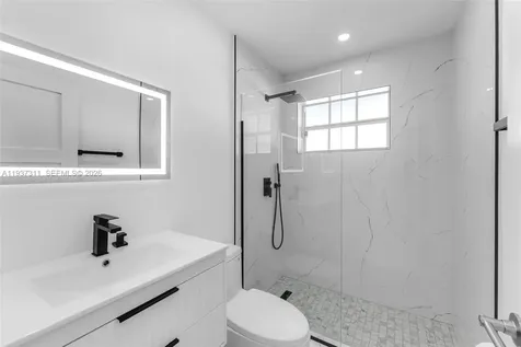 18611 NW 28th Place Miami Gardens FL 33056
