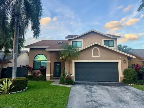 223 SE 8th Street Dania Beach FL 33004