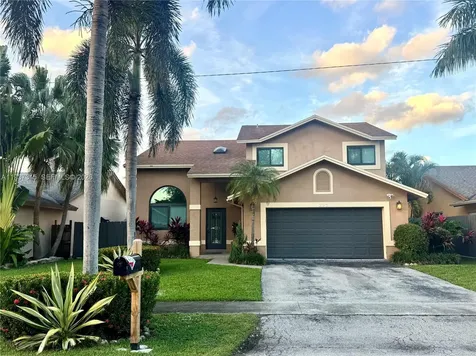 223 SE 8th Street Dania Beach FL 33004