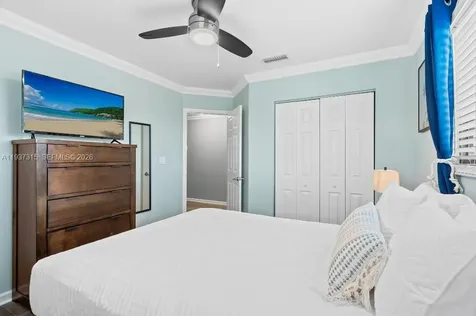 223 SE 8th Street Dania Beach FL 33004