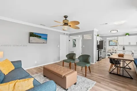223 SE 8th Street Dania Beach FL 33004