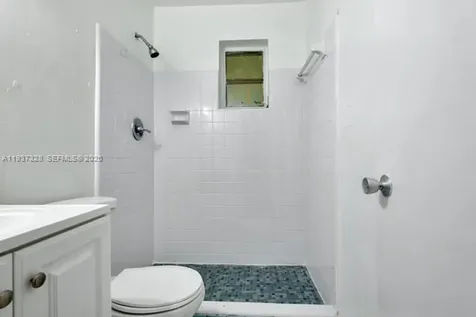 3033 NW 43rd Avenue Lauderdale Lakes FL 33313