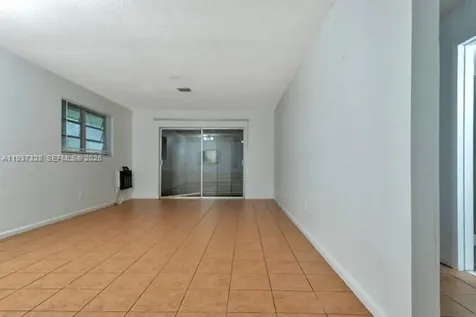 3033 NW 43rd Avenue Lauderdale Lakes FL 33313