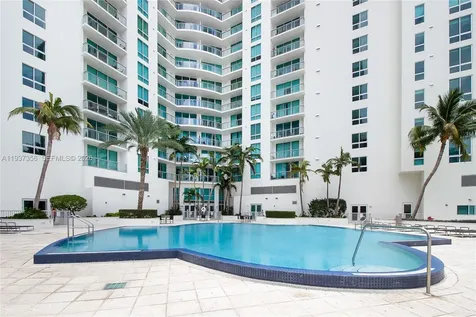300 S Biscayne Boulevard Miami FL 33131