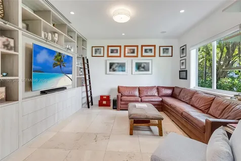 3835 Carole Court Miami FL 33133