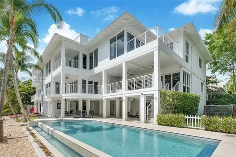 3835 Carole Court Miami FL 33133