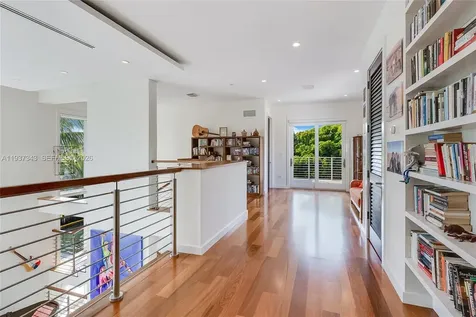 3835 Carole Court Miami FL 33133