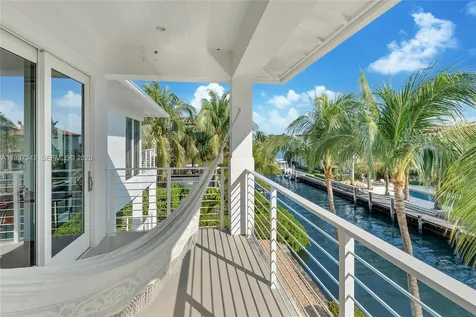 3835 Carole Court Miami FL 33133