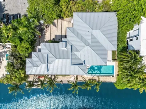 3835 Carole Court Miami FL 33133