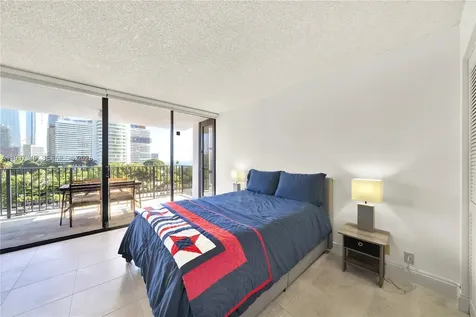 1901 Brickell Avenue Miami FL 33129