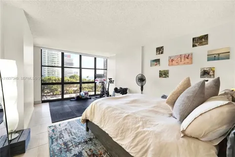 1901 Brickell Avenue Miami FL 33129