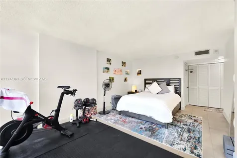 1901 Brickell Avenue Miami FL 33129