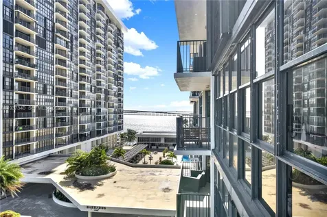 1901 Brickell Avenue Miami FL 33129