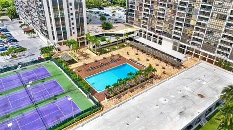 1901 Brickell Avenue Miami FL 33129