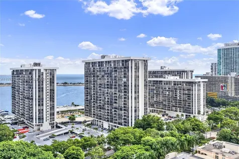 1901 Brickell Avenue Miami FL 33129