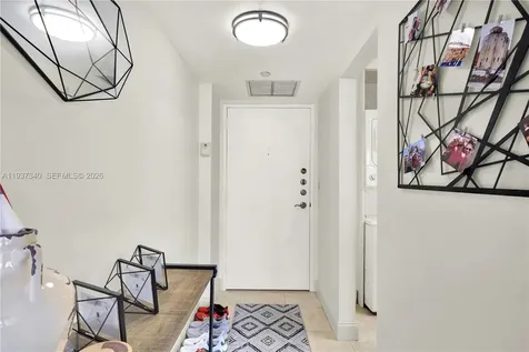 1901 Brickell Avenue Miami FL 33129