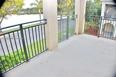 2493 Centergate Drive Miramar FL 33025
